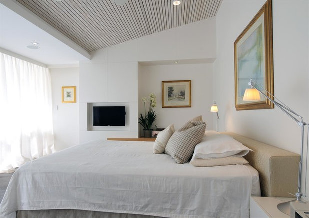 Coastal Bedroom by Bower Construction & Design