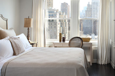 Example of a bedroom design in New York