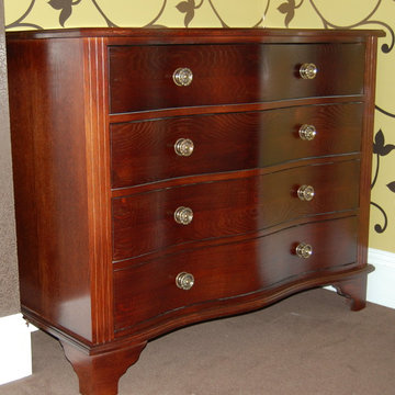 Oak drawer unit with mahogany stain finish