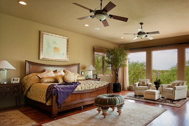 Bedroom - bedroom idea in Phoenix