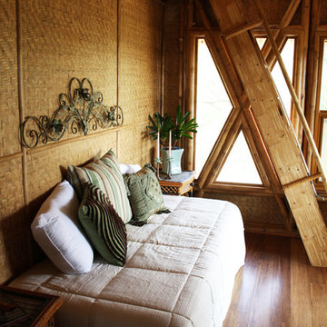 Pacific 992 Beautiful Bamboo Home