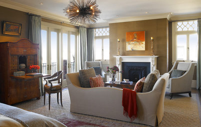 The Suite Life: Beautiful Bedroom Sitting Areas