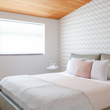 Palisades Contemporary 2nd guest bedroom