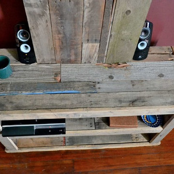 Pallet Wood TV Stand