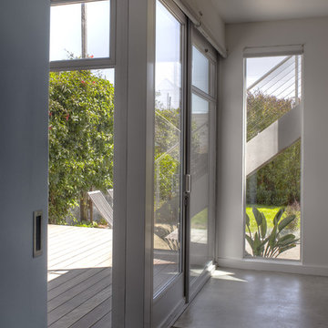 Park Street - Glass Corner with Sliding Door between Bedrooms