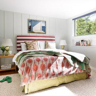 Maritimes Hauptschlafzimmer mit Korkboden in Sydney