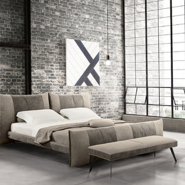 Pepper Leather Bed by Gamma Arredamenti