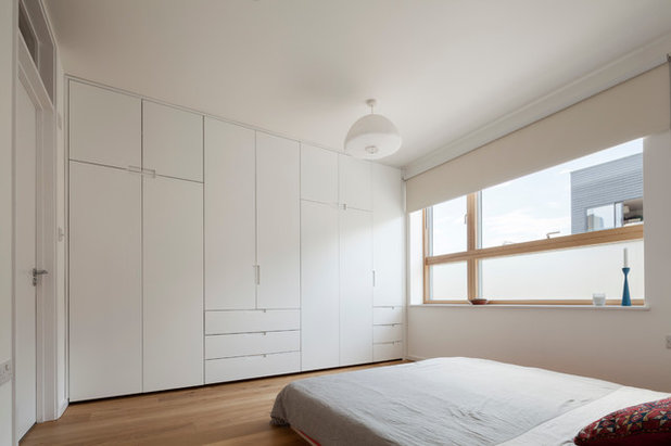 Contemporary Bedroom by Scenario Architecture