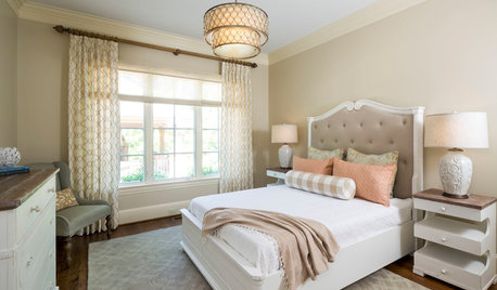 Creams and Champagnes Warm This Guest Room
