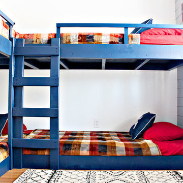 Plaid and Navy Bunk Bedroom