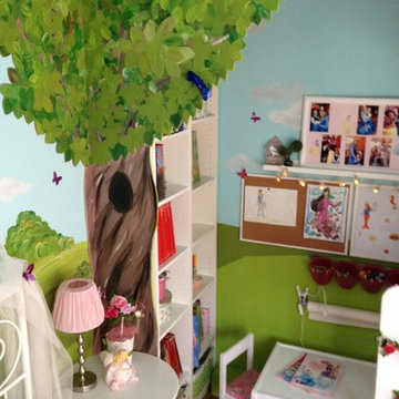 Princess themed girl's room