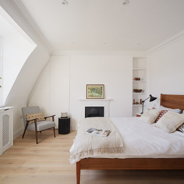 Putney Mews- Warm, Natural, Relaxed...