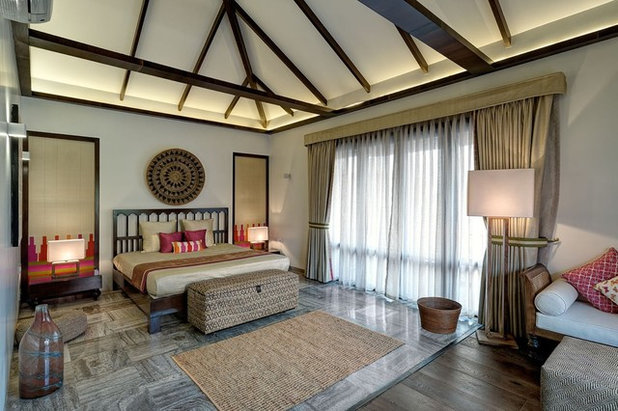 Contemporary Bedroom by Hemant Patil Photography