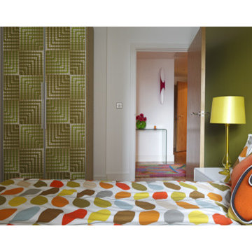 Retro Green and Orange Bedroom