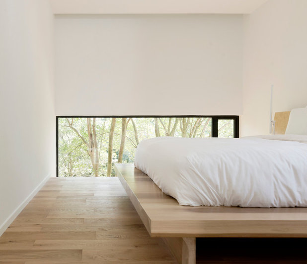 Bedroom by Robertson Design