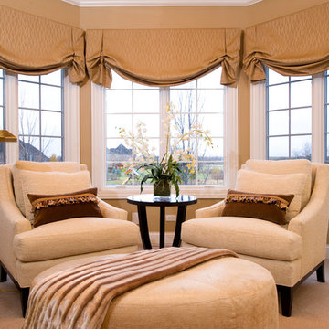 Roman Shades with Print Fabric in Master Bedroom Sitting Area