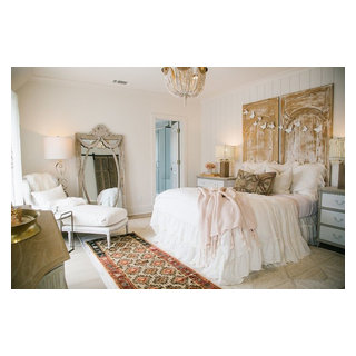 Romantic Bohemian Bedroom - Shabby-chic Style - Bedroom - Atlanta - by  Outrageous Interiors | Houzz IE