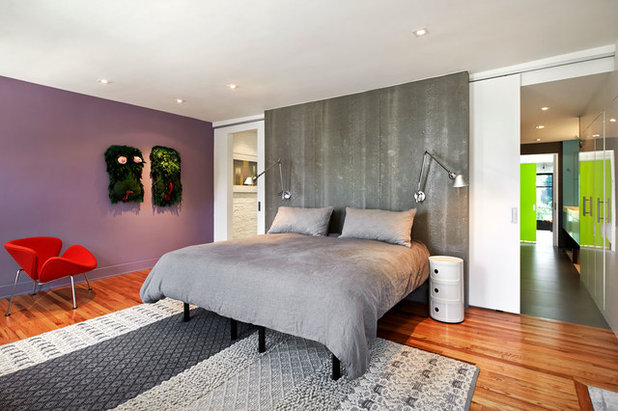 Contemporary Bedroom by KUBE architecture