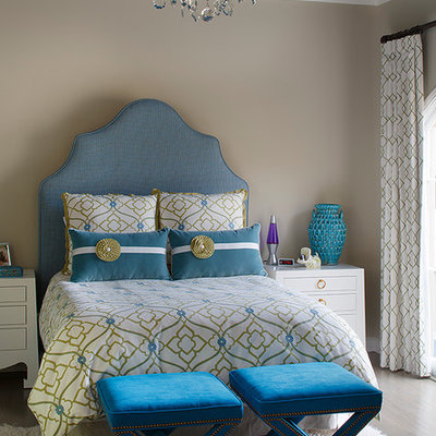 Trendy bedroom photo in San Francisco with beige walls