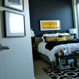 Diseño de dormitorio principal, contemporáneo, con paredes negras