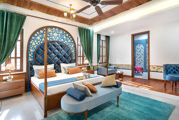 Indian Bedroom by VB Design Studio