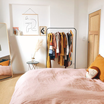 Scandanavian Simple Apartment Bedroom for Minimalists
