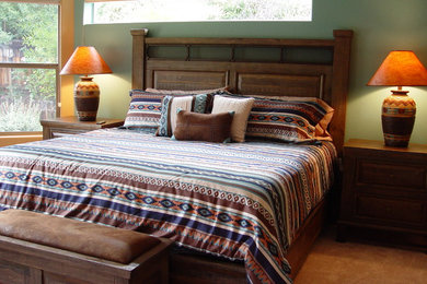 フェニックスにあるサンタフェスタイルのおしゃれな寝室