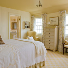 Victorian Bedroom by Elizabeth Brosnan Hourihan Interiors
