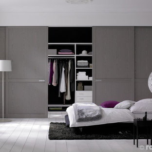 Design ideas for a small shabby-chic style bedroom in San Francisco with white walls, light hardwood floors and no fireplace.