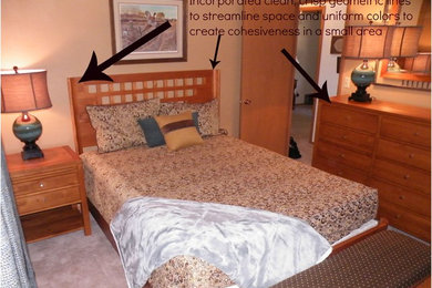 Modelo de habitación de invitados contemporánea pequeña sin chimenea con paredes beige y moqueta