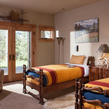 Snowy Elk Lodge | Spare Bedroom
