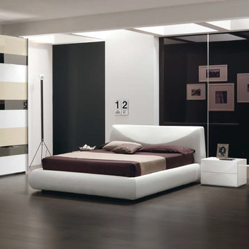 Spar Modern Italian Platform Bed Miro - $2,699.00