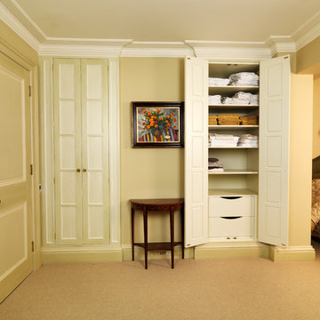 St James - Guest Bedroom Wardrobes