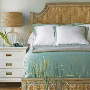 Stanley Furniture Coastal Living Resort Water Meadow Woven Queen Bed in Weathere