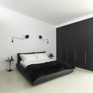 Strelein Warehouse