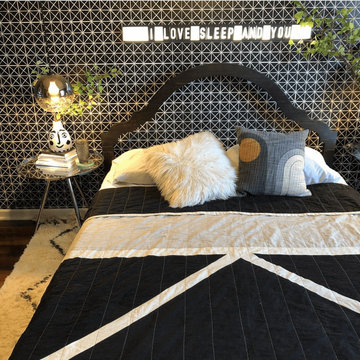 Striking Cool Black Wall Decor for Bedroom - Melmitchia