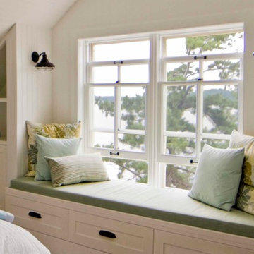 Sullivan Island Cottage - Bedroom window seat