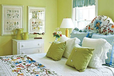 Example of a classic bedroom design in Boston