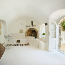 Mediterranean Bedroom by Vanni Archive/Architectural Photography