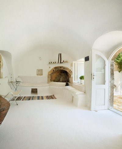 Mediterranean Bedroom by Vanni Archive/Architectural Photography