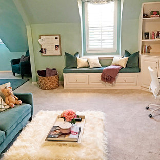 Foto de dormitorio principal, contemporáneo, grande, con paredes azules, moqueta y suelo gris