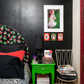 Teeny Tiny Itty Bitty studio apartment