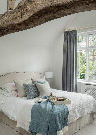 Country Bedroom by W Design Studio London