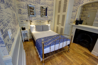 This is an example of a romantic bedroom in London.