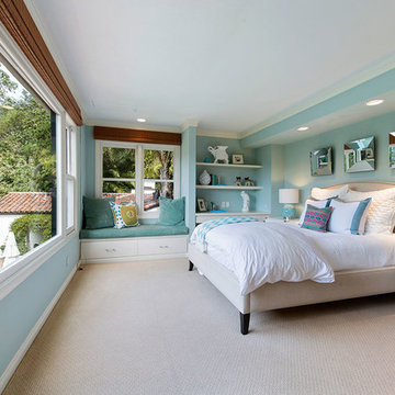The large windows in one of the bedrooms give the room natural light!