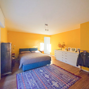 The yellow bedroom