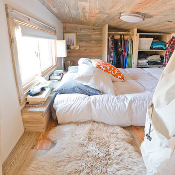Tiny House Loft w/Sheepskin