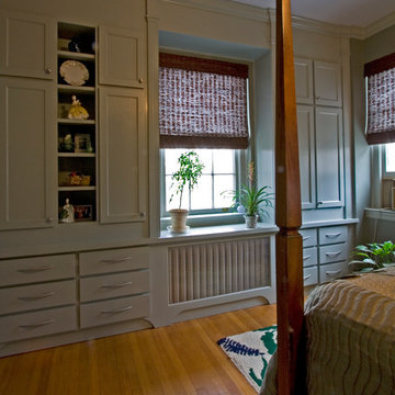 Traditional Master Bedroom – Woodley Park, DC