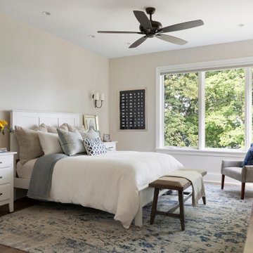 Transitional Lake Cottage