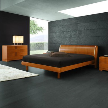 Trendy - Italian Cherry Wooden Bed